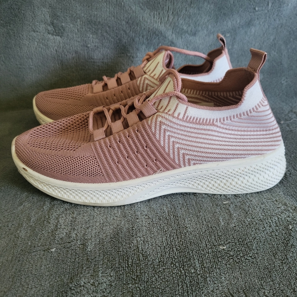 Fiona Sneakers